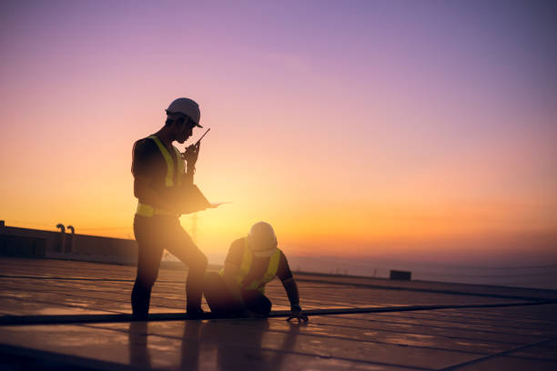 Best Commercial Roof Installation  in Knoxville, IA